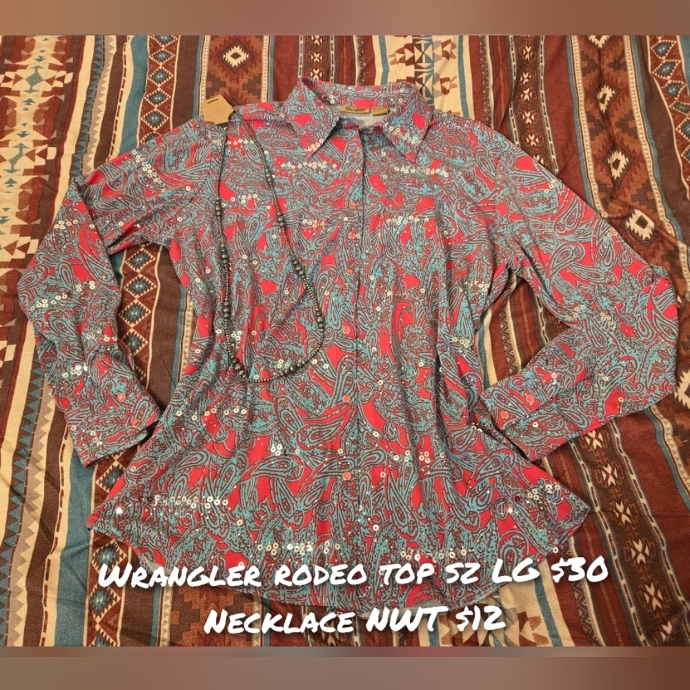 Wrangler Pink and Gray Long Sleeve Button Down Shirt